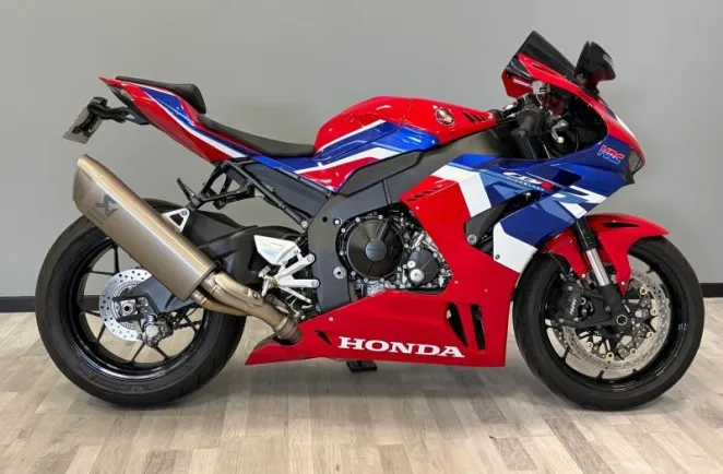 HONDA CBR 1000 RR-R Fireblade 2022