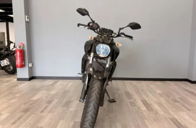 YAMAHA MT-07