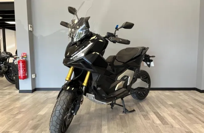 HONDA X-ADV 750