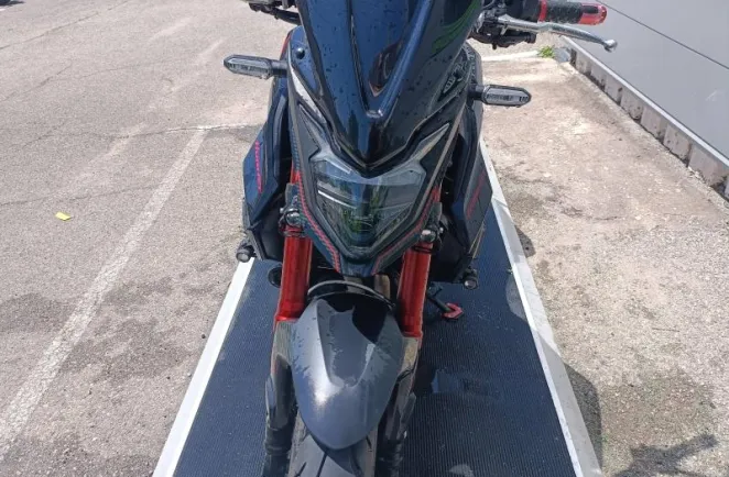 HONDA 750 Hornet abs bridable a2 GAR 31/07/2029