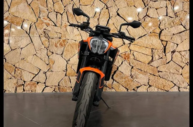 KTM Duke 890 GP