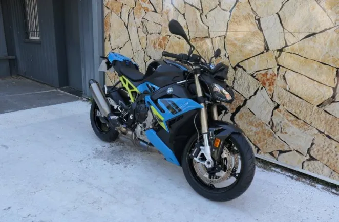 BMW 1000 R 2025 Style Sport Finition Pro