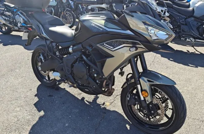 KAWASAKI Versys 650 Noir 2024