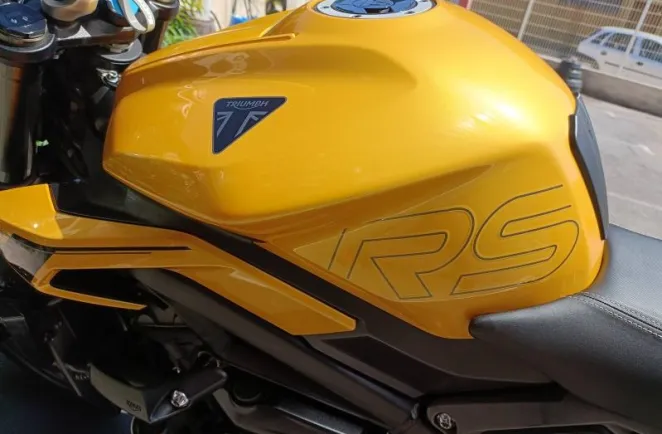TRIUMPH 765 RS 2023 REVISEE A SAISIR