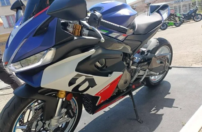 APRILIA RS 660 LIGNE AKRAPOVIC GARANTIE 06/05/2028