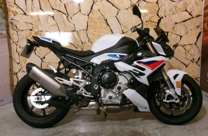 BMW S 1000 R 2025 PACK M