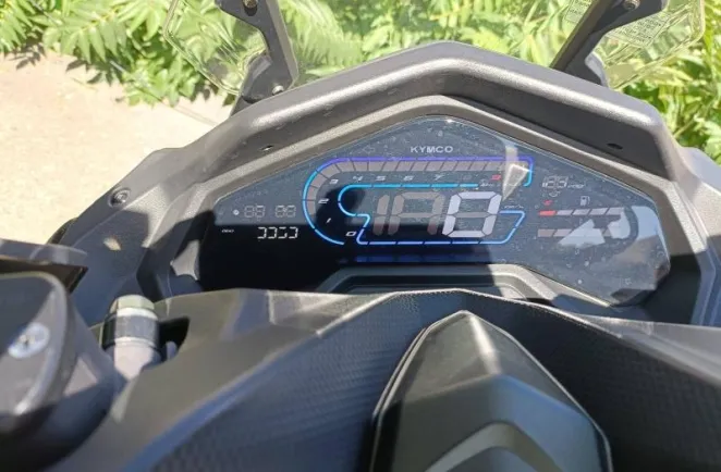 KYMCO 360 ABS TCS 3358 KMS REVISE A SAISIR PERMIS A ET A2