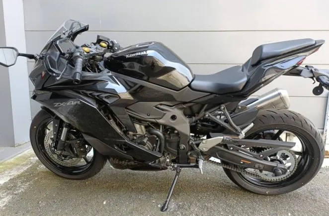 KAWASAKI -4R 400 Ninja 121 KMS GARANTIE 02/03/2030 A SAISIR