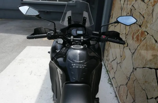 KAWASAKI 1000 2019