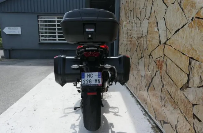 DUCATI V4 Pikes Peak + Options