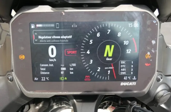 DUCATI V4 Pikes Peak + Options
