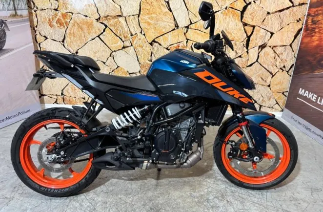 KTM Duke 125 2025