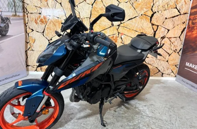 KTM Duke 125 2025