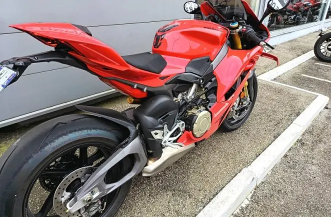 DUCATI Panigale V4 1103 S