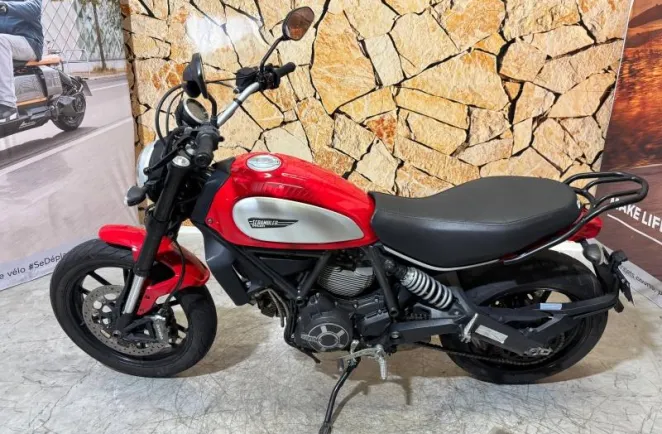 DUCATI Scrambler 800 Icon ABS