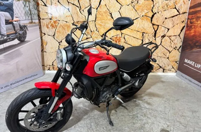 DUCATI Scrambler 800 Icon ABS