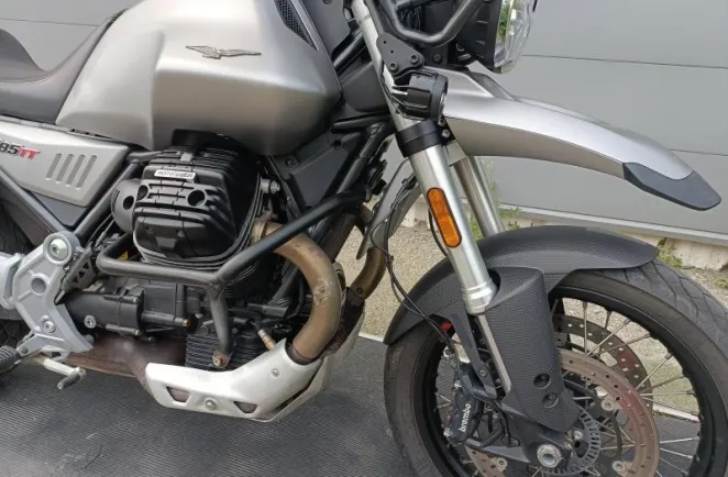 MOTO-GUZZI V85 TT 850 ABS + TC 1ER MAIN REVISEE V 85 TT