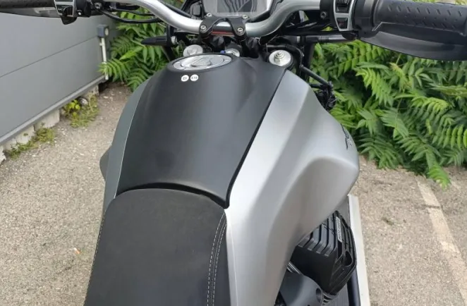 MOTO-GUZZI V85 TT 850 ABS + TC 1ER MAIN REVISEE V 85 TT