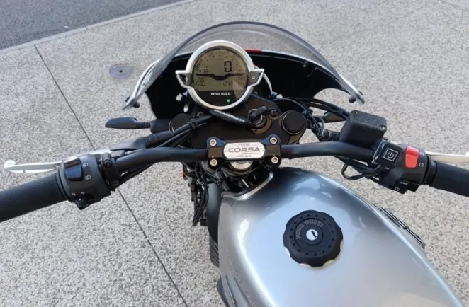 MOTO-GUZZI 850 Stone Corsa
