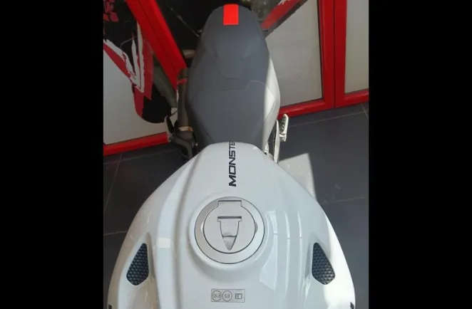 DUCATI V2 890 LIGNE TERMIGNONI OPTIONNELLE