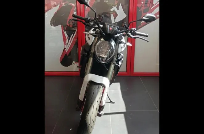 DUCATI V2 890 LIGNE TERMIGNONI OPTIONNELLE