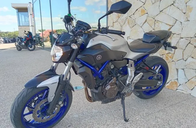 YAMAHA MT-07 700 35kw ABS 2015 A2