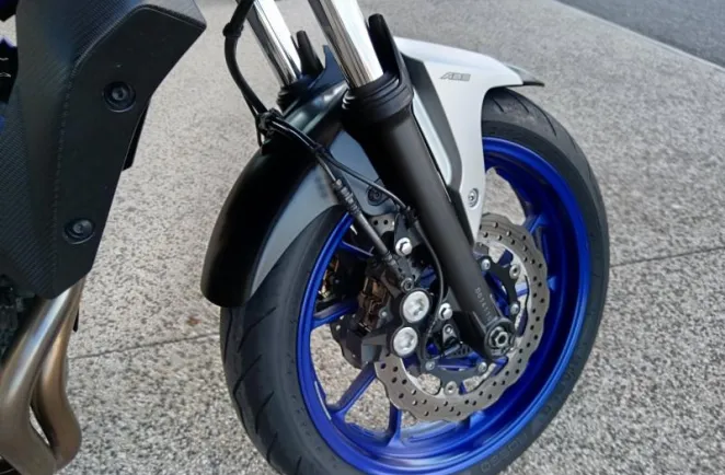 YAMAHA MT-07 700 35kw ABS 2015 A2