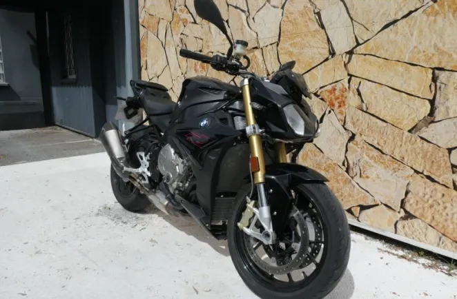 BMW 1000 R Pack Dynamic + Sport