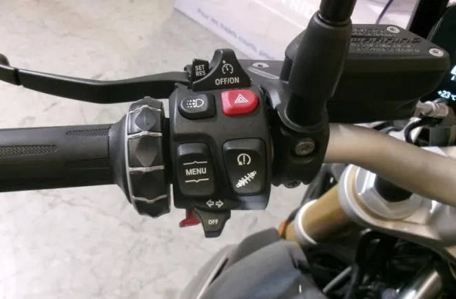BMW R 1250 R Evo
