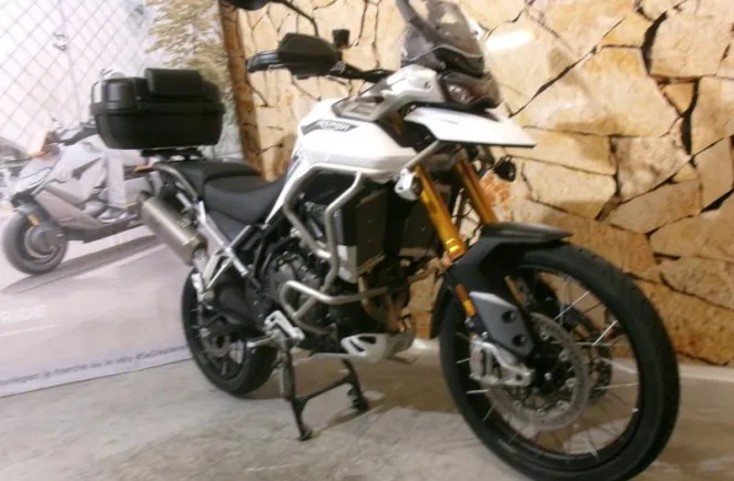 TRIUMPH Tiger 1200 GT Pro