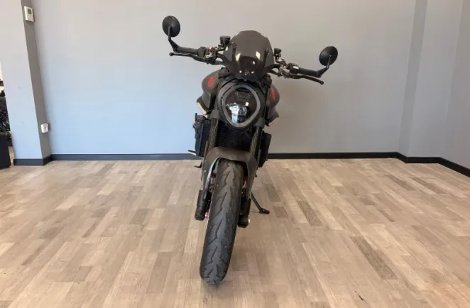 DUCATI Monster 937