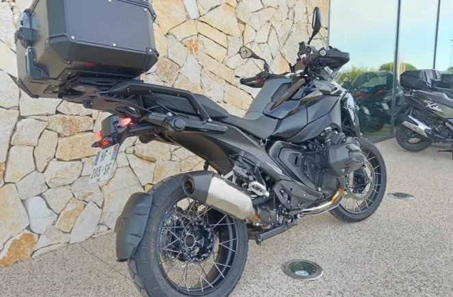 BMW 1300 GS Full Pack et boite Auto