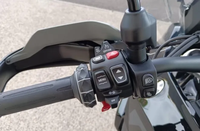 BMW 1300 GS Full Pack et boite Auto