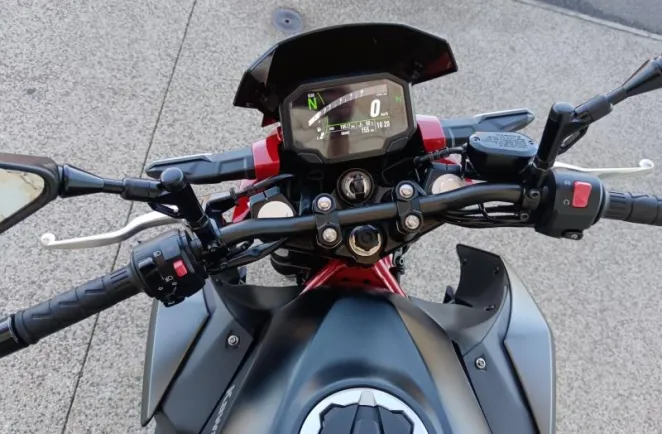 KAWASAKI 500 SE 2024 + pot Akrapovic