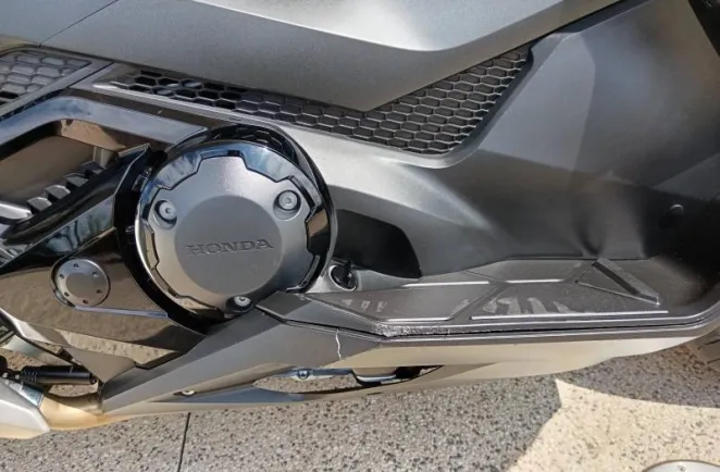 HONDA 2023 + TOP CASE