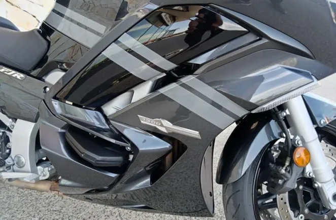 YAMAHA FJR 1300 A 2018 AVEC BAGAGERIE