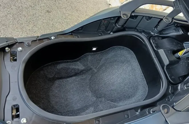YAMAHA XP TMAX 562 (560)
