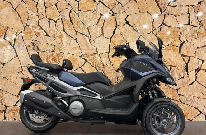 KYMCO 3 ROUES CV3
