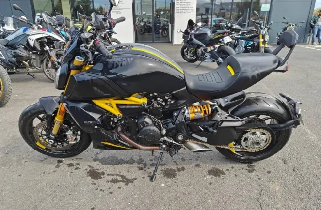 DUCATI 1260 S