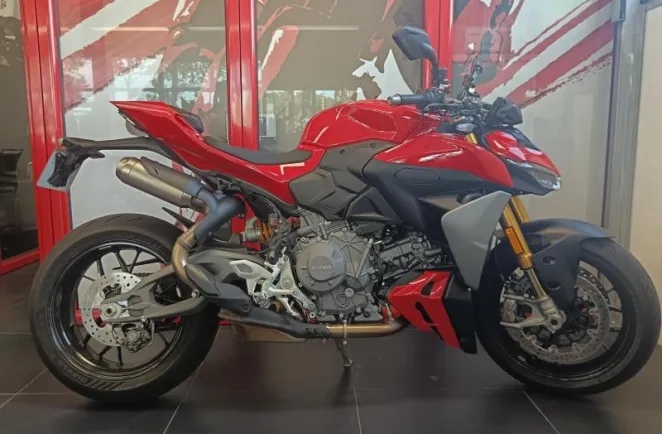 DUCATI 890  V2 S