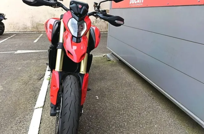 DUCATI Hypermotard 890 V2 1ère main garantie 01/04/2029