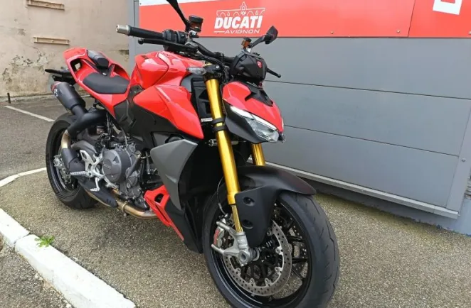 DUCATI Streetfighter V2 S 1ère main garantie 12/02/2029 hors accessoires