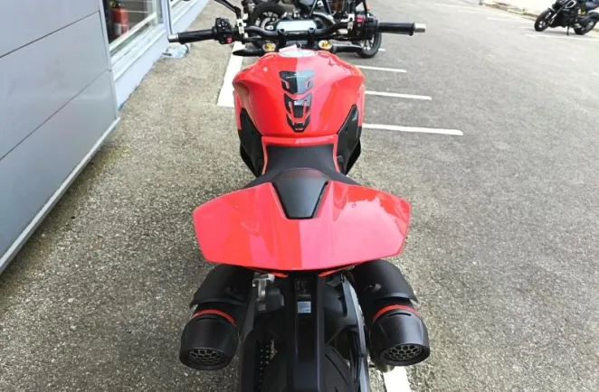 DUCATI Streetfighter V2 S 1ère main garantie 12/02/2029 hors accessoires