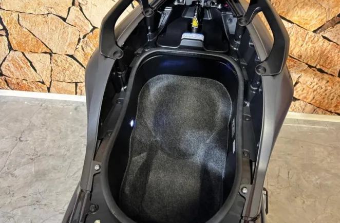 YAMAHA XP TMAX 562 Tech MAX 2026