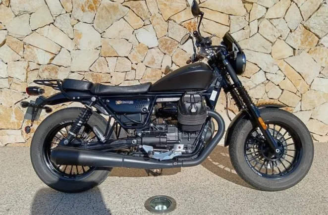 MOTO-GUZZI 850 Bobber ABS + TC