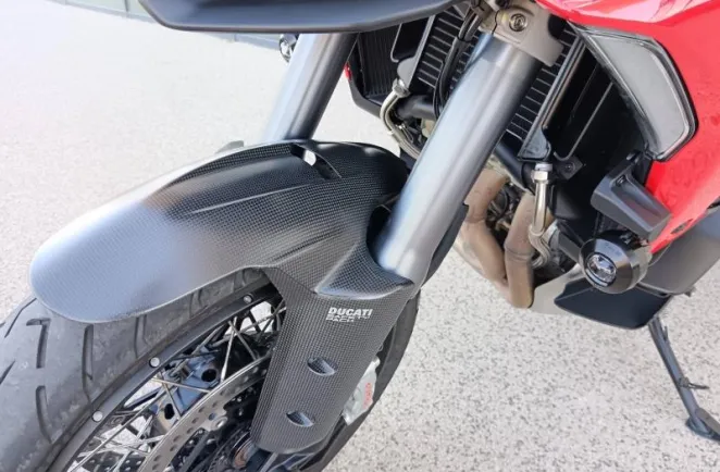 DUCATI V4 S 1160 Sport  Travel & Radar Spoked wheels