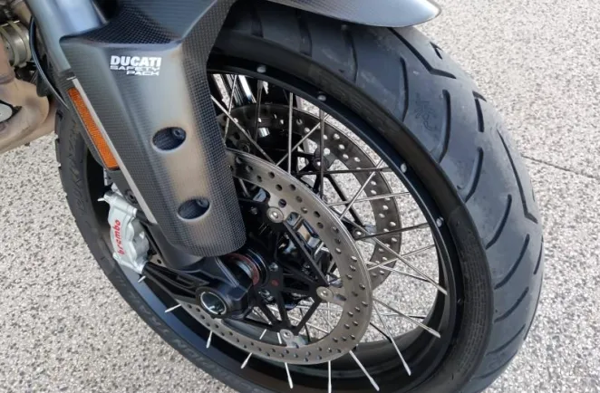 DUCATI V4 S 1160 Sport  Travel & Radar Spoked wheels