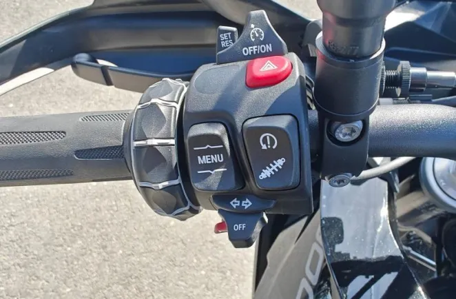 BMW 900 XR A2 2025