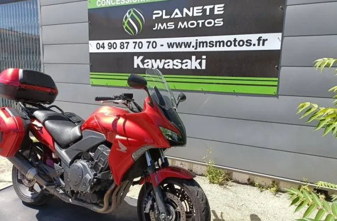 HONDA CBF 1000 F C-ABS REVISE A SAISIR