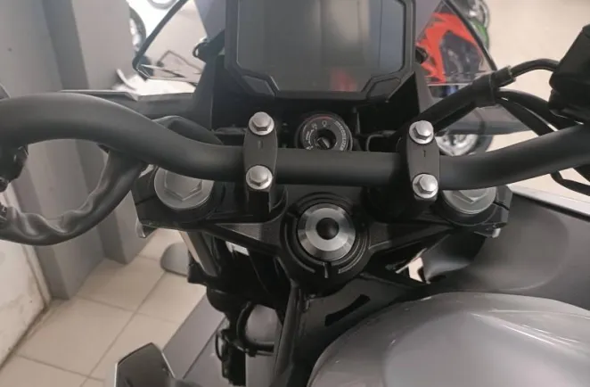 KAWASAKI Z 7 Hybrid 450
